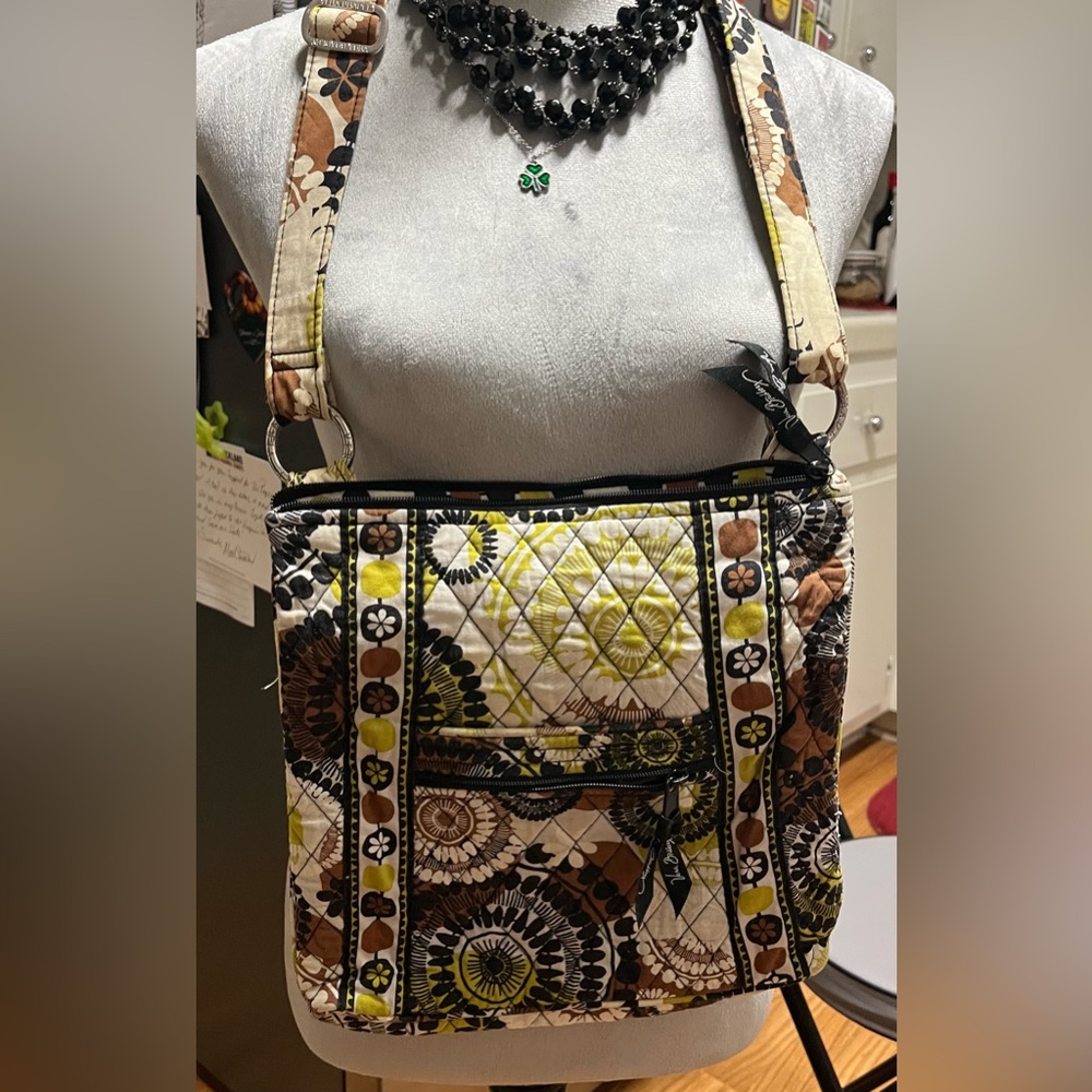 Vera Bradley Floral crossbody Bag EUC - Picture 1 of 9